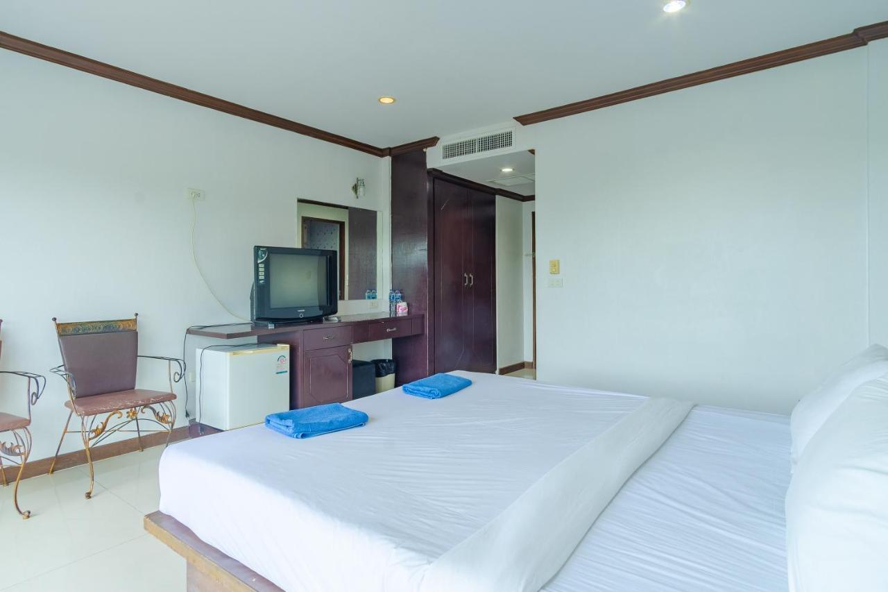 Goodday Kathu Apartment Exterior photo